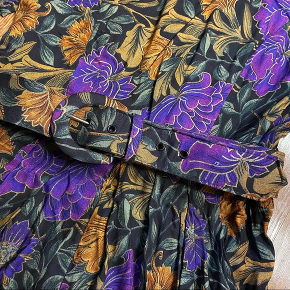 Vintage 90’s Floral Dress Belted Short Sleeve Dress 90’s does 50’s Size Small - Picture 6 of 13